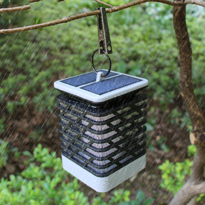 Decorative Solar LED Garden Lantern with Ribbed Design – Outdoor Lighting