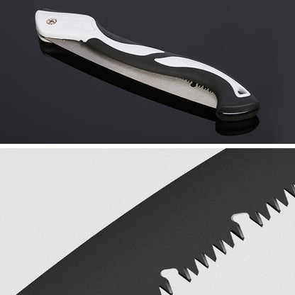 Compact Folding Saw for Versatile Outdoor Use
