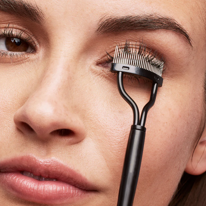 Instant Lash Separator and Definer for Perfectly Defined Lashes
