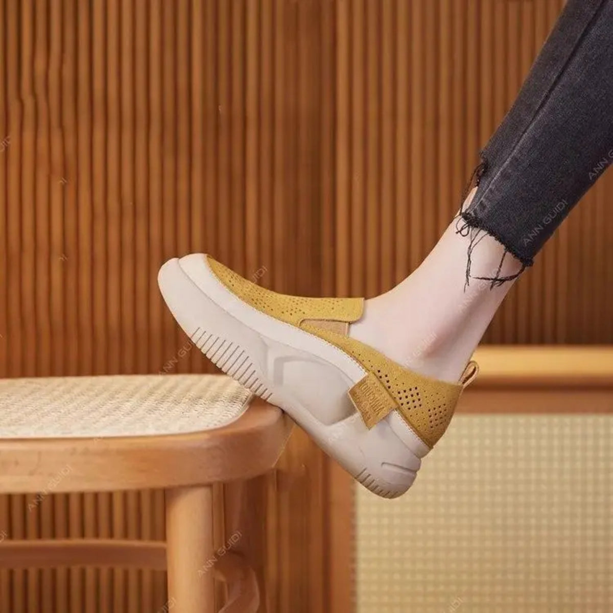 Retro Platform Sneakers for Women - Casual Slip-On Loafers