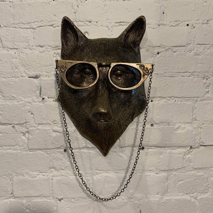 Hand-Painted Resin Animal Head Wall Decor – Playful Figurines