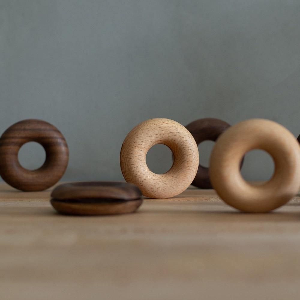 Wooden Clips to Keep Snacks Fresh in Vintage Style