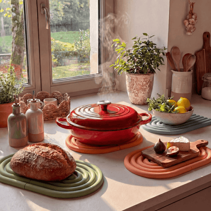 Set of 2 Heat-Resistant Black Silicone Pot Holders