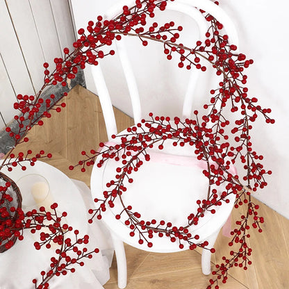 Artificial Berry Garland for Stylish Winter & Christmas Decor - Red Berries