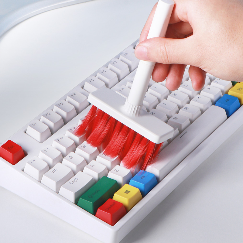 Deep Cleaning Device for Keyboards and Headphones
