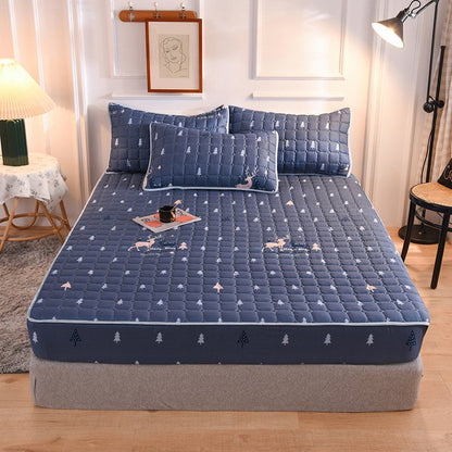 Breathable Silk Mattress Cover – Soft, Durable & Fitted for Comfort