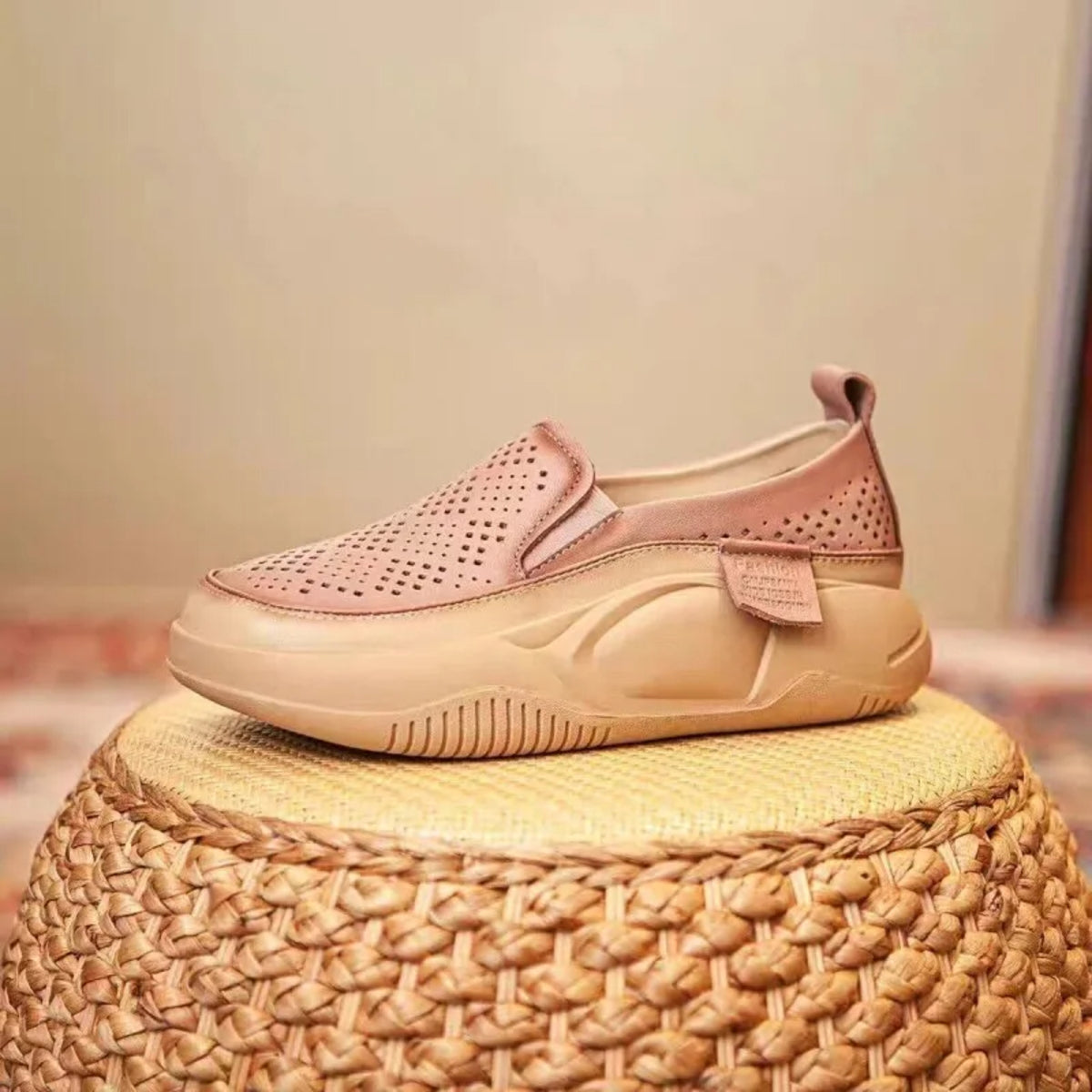 Retro Platform Sneakers for Women - Casual Slip-On Loafers