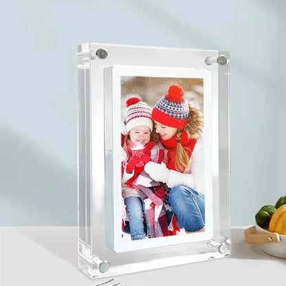 Elegant Digital Photo Display with IPS Technology