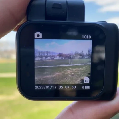 Retro Compact Camera – Vintage Style