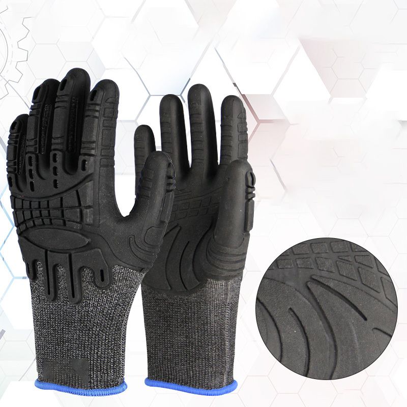 Mechanical Gloves - Effective Protection Against Crushing Injuries