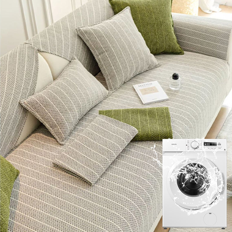 Instant Protection for Your Sofa Against Scratches and Wear