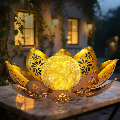 Solar Garden Lamp in Lotus Design