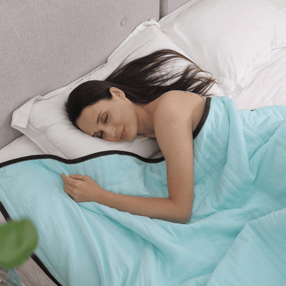 Breathable Cooling Blanket for a Comfortable Night's Sleep