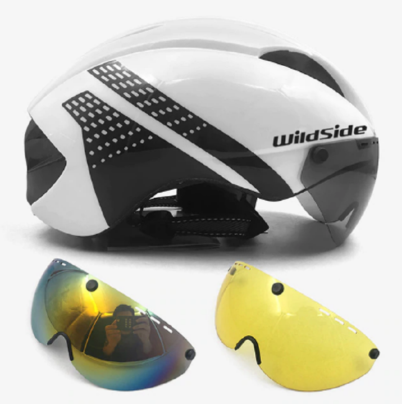 Lightweight Bicycle Helmet with Visor - Ideal for Cycling