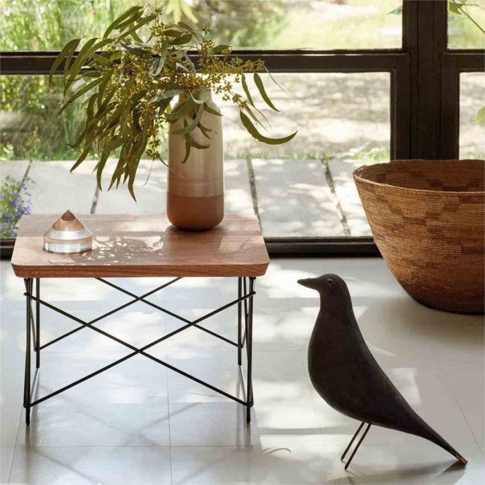 Vintage-style Bird Figurine Taalita for Home Decor