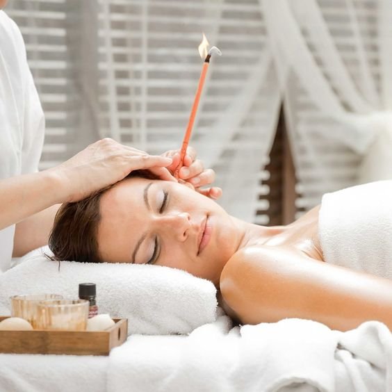 Aromatherapy Candle for Ear Care – Soothing Home Ritual for Clarity