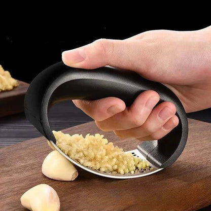 Stainless Steel Mincer for Garlic and Vegetables – Easy to Use
