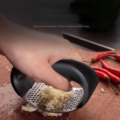 Stainless Steel Mincer for Garlic and Vegetables – Easy to Use