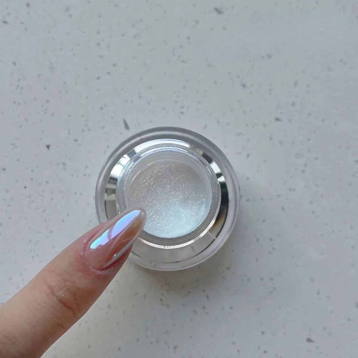 Lustrous Chrome Nail Powder for Stunning Gel Finishes