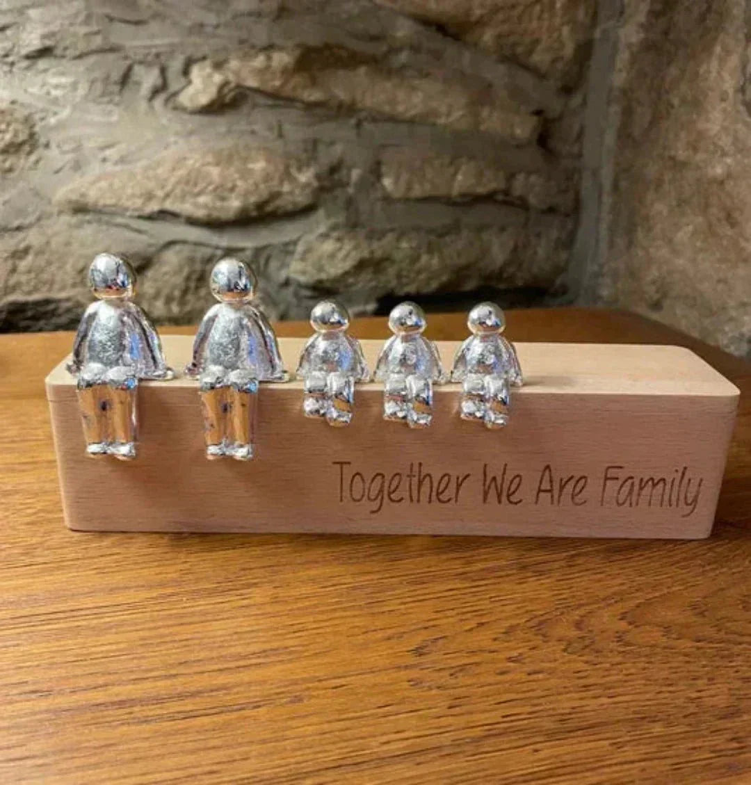 Decorative Family Statue of Connection – Harmony Image Design