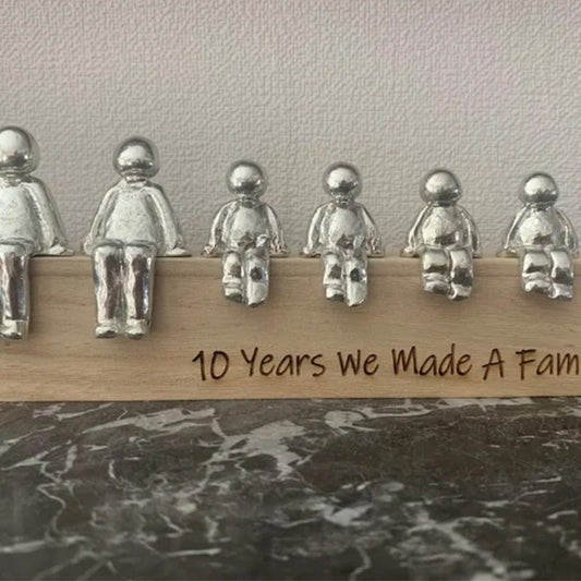 Decorative Family Statue of Connection – Harmony Image Design
