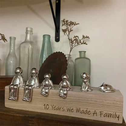 Decorative Family Statue of Connection – Harmony Image Design