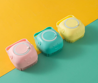 Gentle Pet Comb | Safe and Soft Brushing for Your Furry Companion