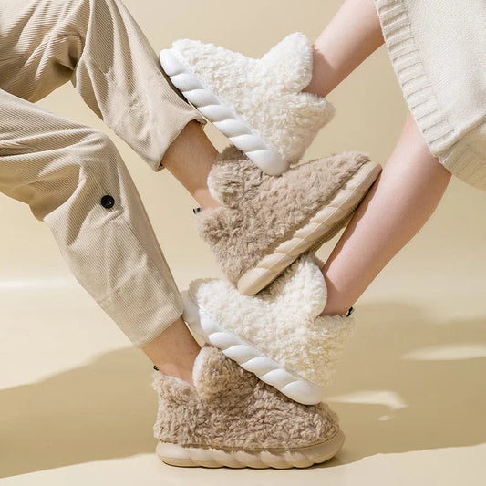 Women's Slippers - Soft & Warm - Plush & Cotton - Ideal for Home and Quick Outdoor Use