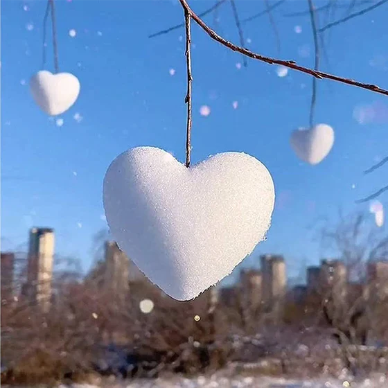 Keep Hands Warm While Crafting Cute Snowflakes