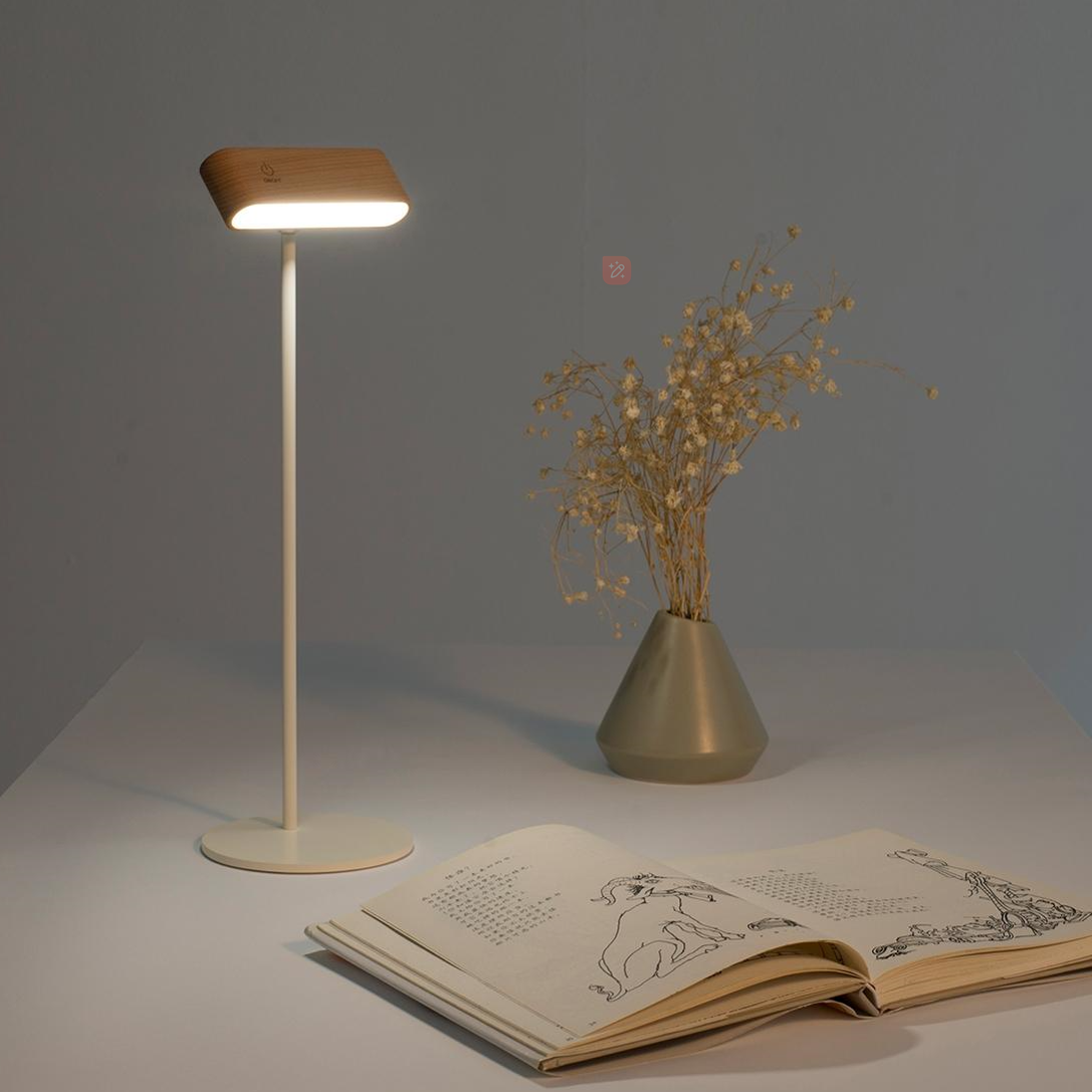 Elegant Wood Magnetic Desk Lamp with 360° Swivel & Rechargeable Power
