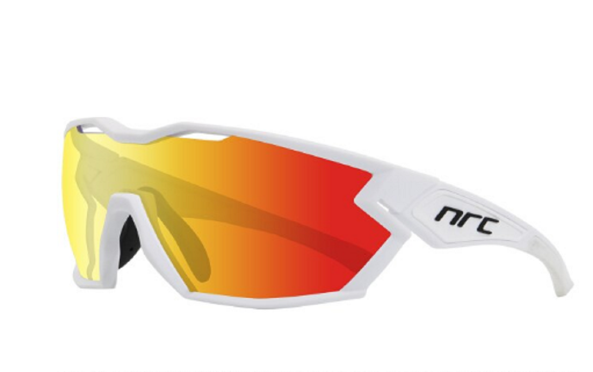 Polarized Cycling Sunglasses for Enhanced Vision