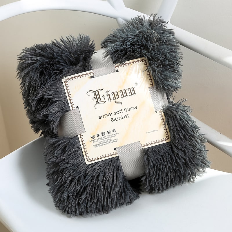 Plush Luxe Blanket for Ultimate Cozy Comfort