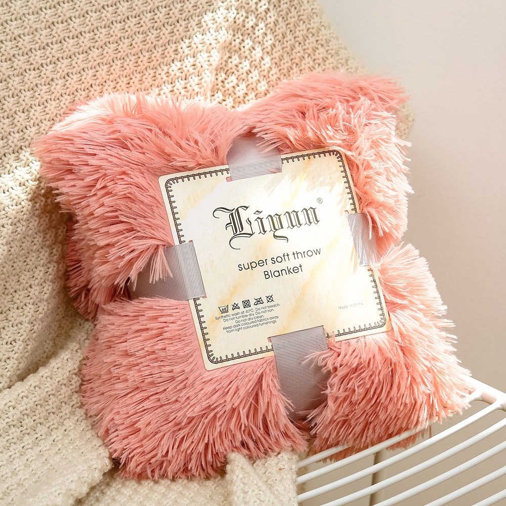 Plush Luxe Blanket for Ultimate Cozy Comfort