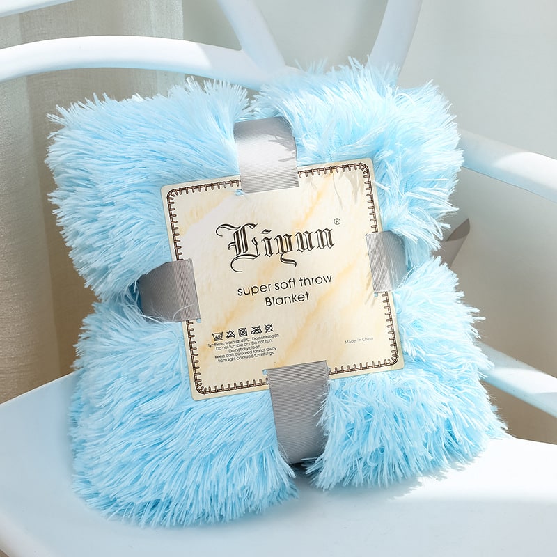 Plush Luxe Blanket for Ultimate Cozy Comfort