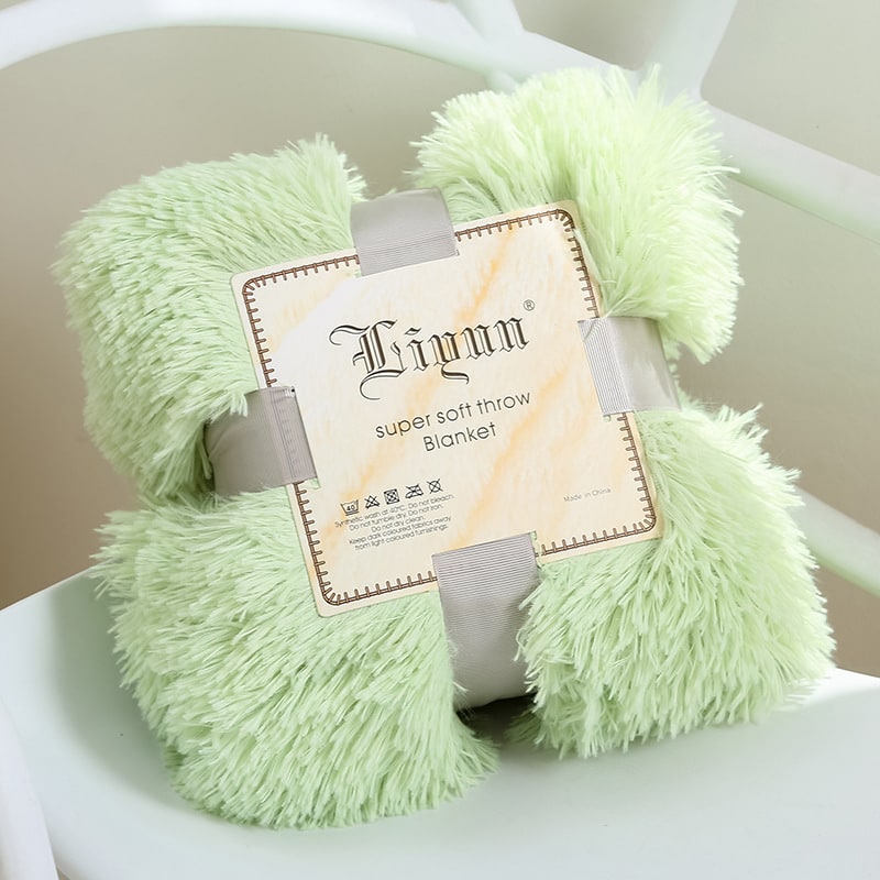 Plush Luxe Blanket for Ultimate Cozy Comfort