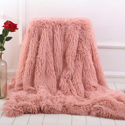 Plush Luxe Blanket for Ultimate Cozy Comfort