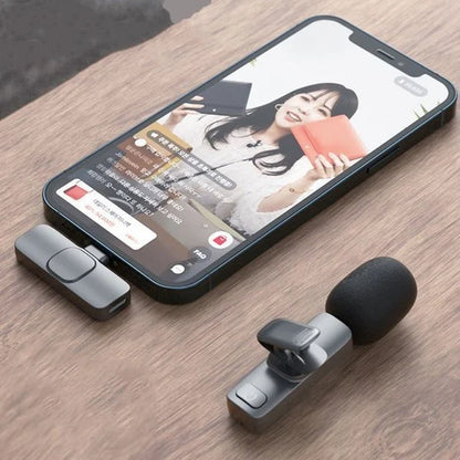 Portable Wireless Clip-On Microphone - 20m Range, Multi-Device Compatible