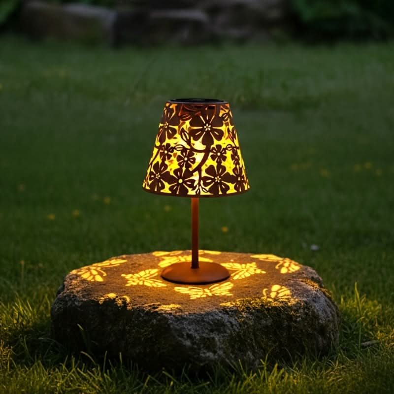 Solar Lantern Shaped Like a Flower for Patio and Terrace Decoration