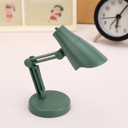 Compact Magnetic Desk Light for Cozy Evenings
