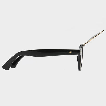 Adaptive Dual-Lens Sunglasses for All-Day Comfort