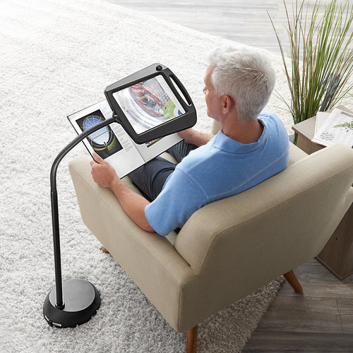 Adjustable LED Magnifying Floor Lamp for Enhanced Clarity