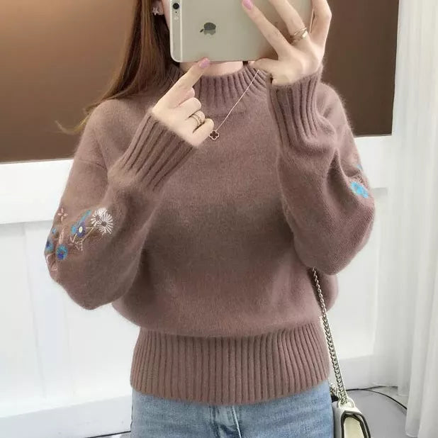 Petaluxe - Luxurious Cashmere Floral Sweater