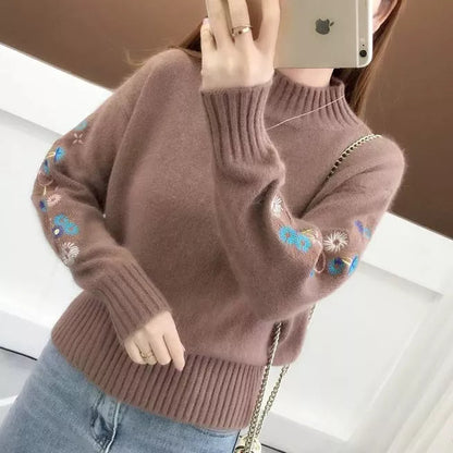 Petaluxe - Luxurious Cashmere Floral Sweater