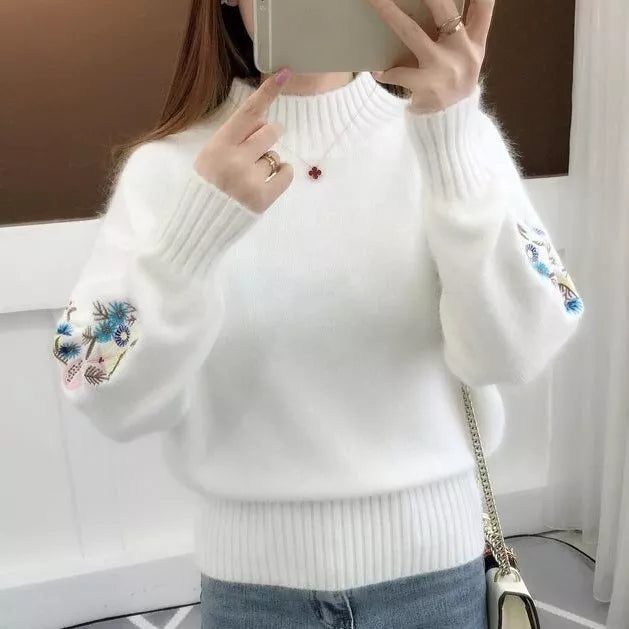 Petaluxe - Luxurious Cashmere Floral Sweater