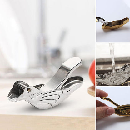 Handheld Juicer in Bird Design