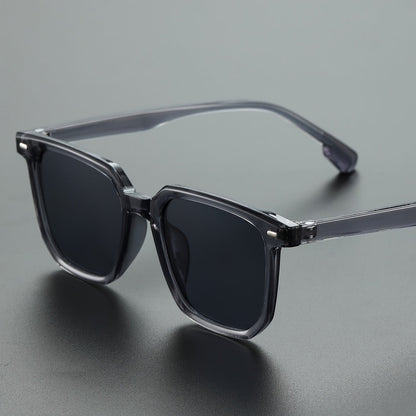 Lightweight RetroSquare Men's Sunglasses – Durable and Fashionable