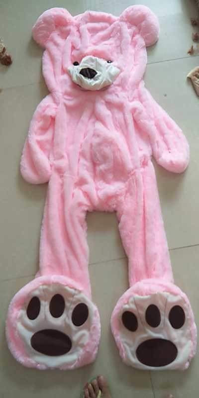Giant Soft Teddy Bear – Cuddly Companion