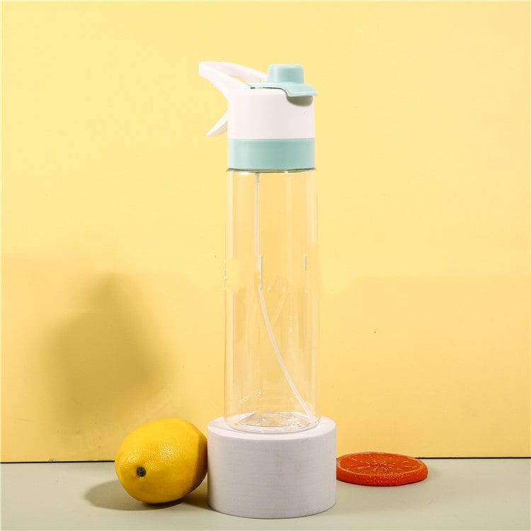 ChillMist Hydration Bottle – Insulated Spray and Sip Design