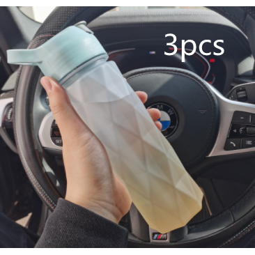 ChillMist Hydration Bottle – Insulated Spray and Sip Design