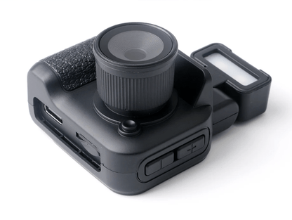 Compact Vintage Camera | Effortless Snapshots on the Go